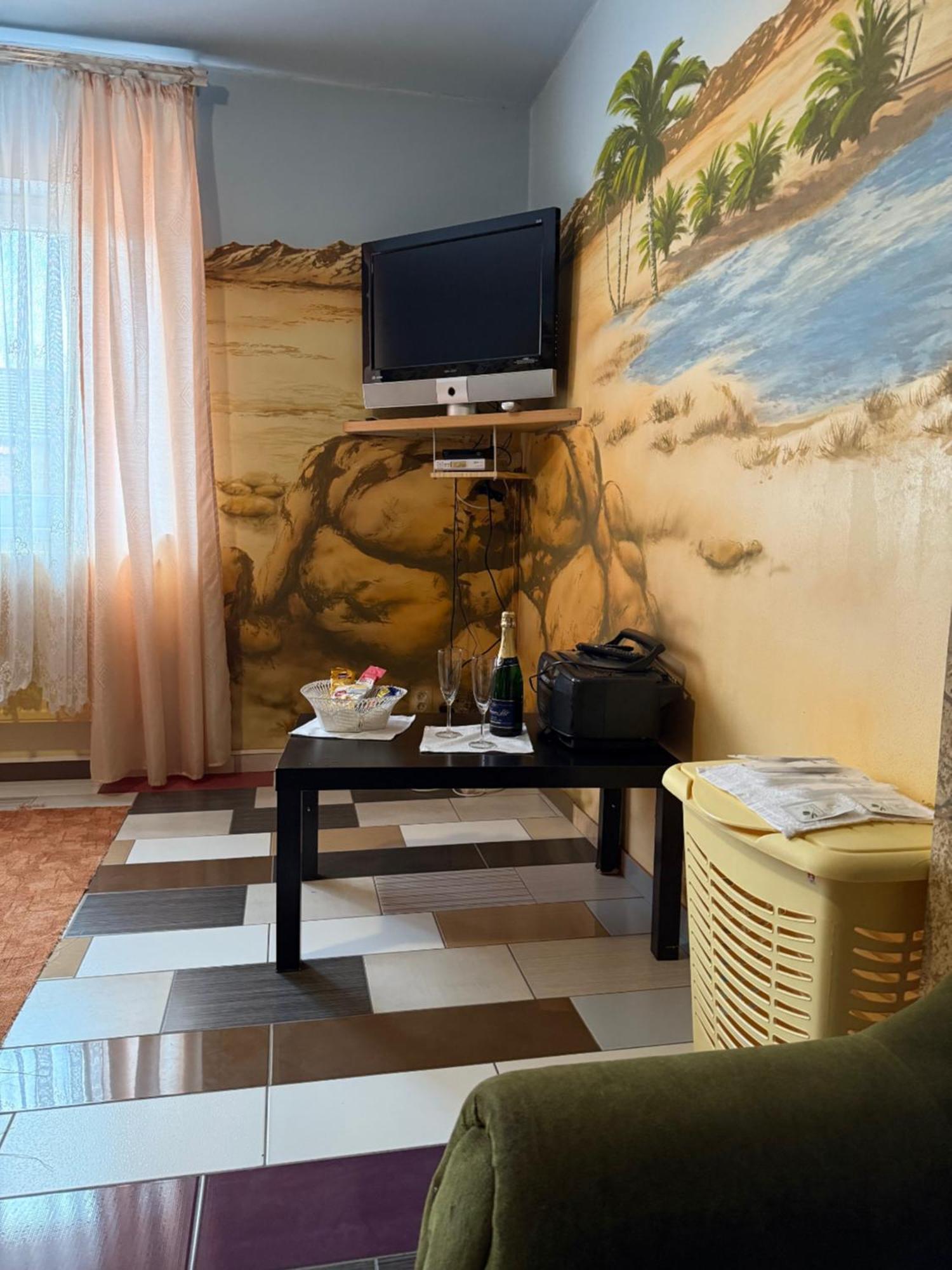 Wellness Club Villa Puclice Exterior photo