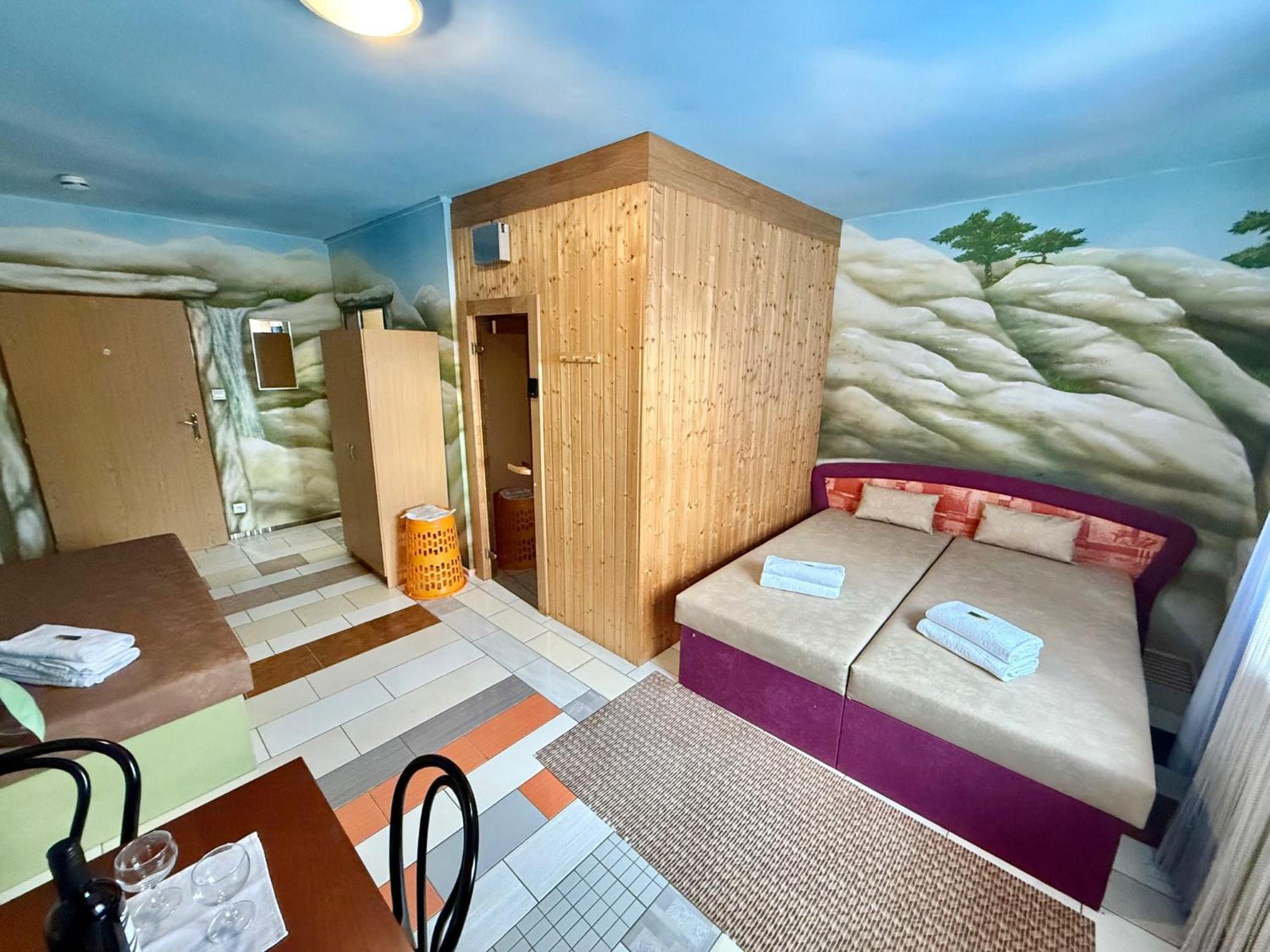 Wellness Club Villa Puclice Exterior photo